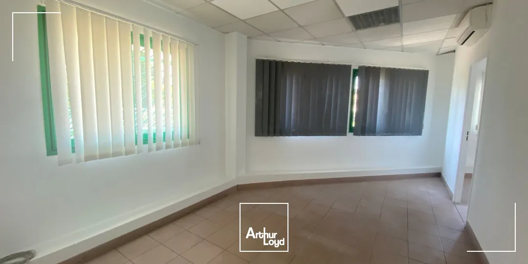 Bureaux - Location - SALON DE PROVENCE - 13300 - 70-70 - 7822087