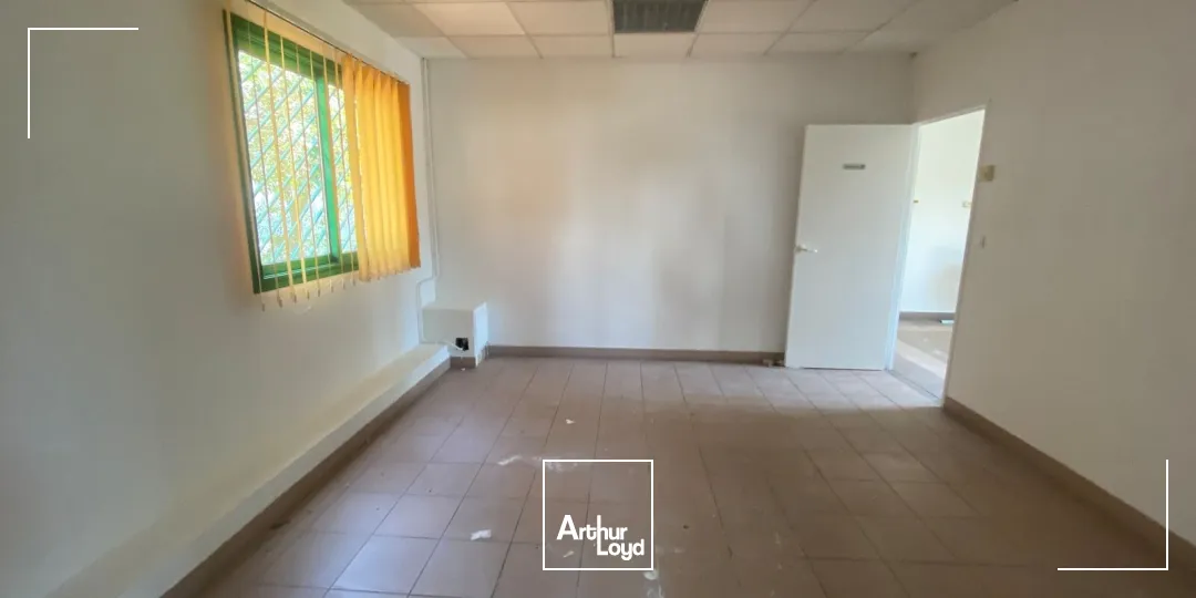 Bureaux - Location - SALON DE PROVENCE - 13300 - 70-70 - 7822089