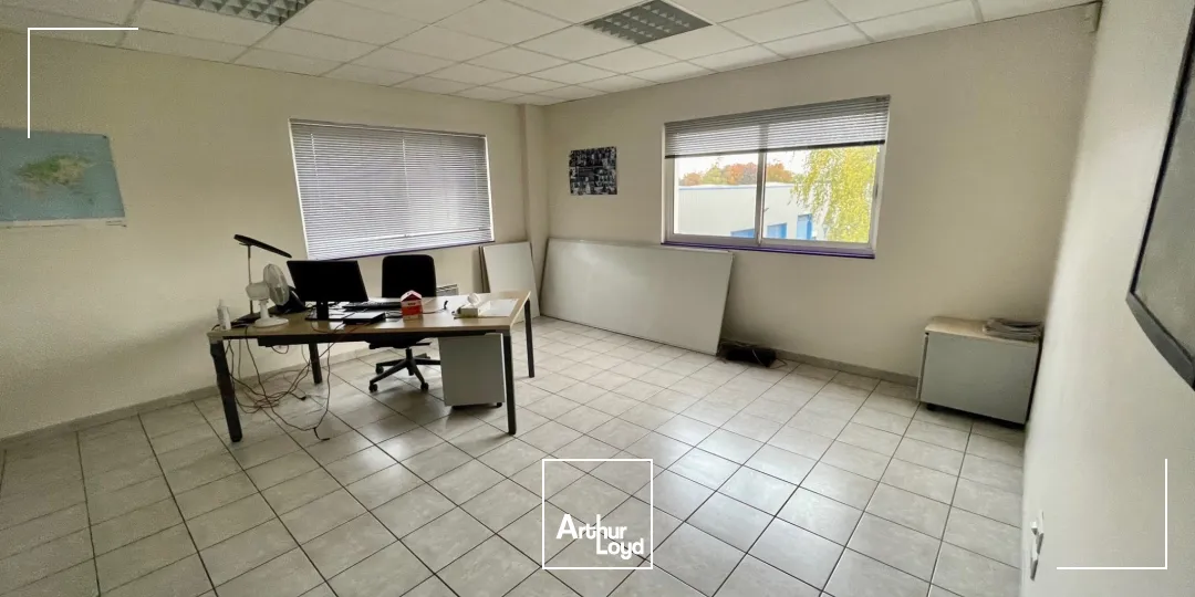 Locaux d'activité & Entrepôts - Location - CRIQUEBEUF SUR SEINE - 27340 - 1451-1451 - 7822360