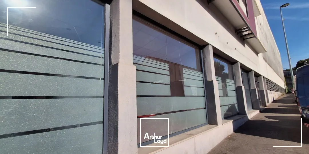 Locaux commerciaux - Location - MARSEILLE - 13012 - 264.5-264.5 - 7822391