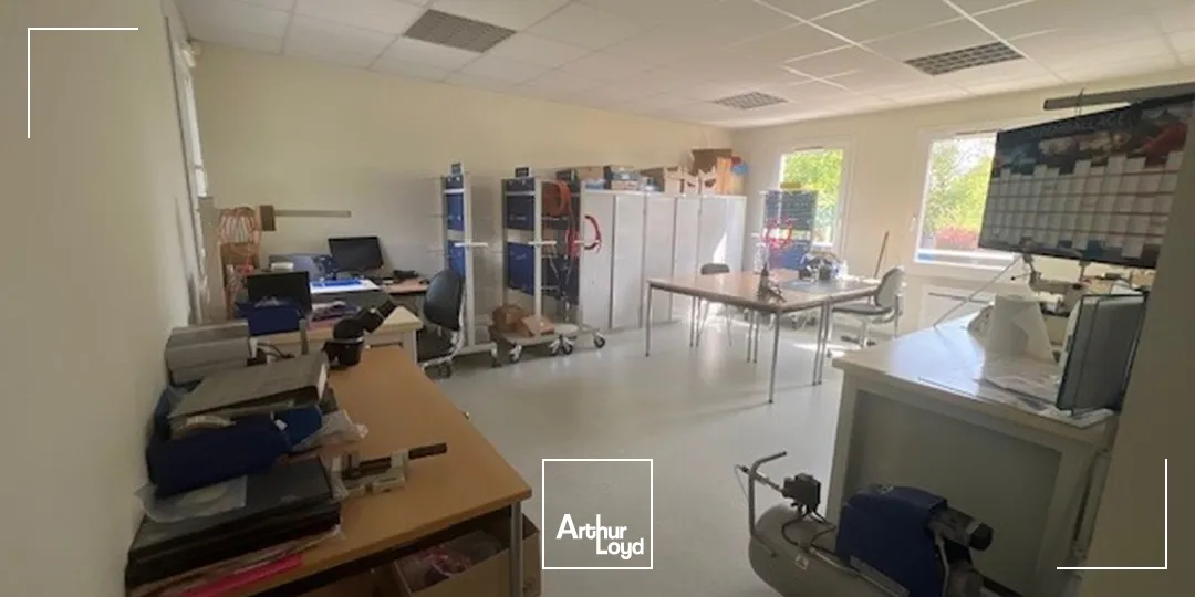 Locaux d'activité & Entrepôts - Vente - GOMETZ LE CHATEL - 91940 - 520-520 - 7822460