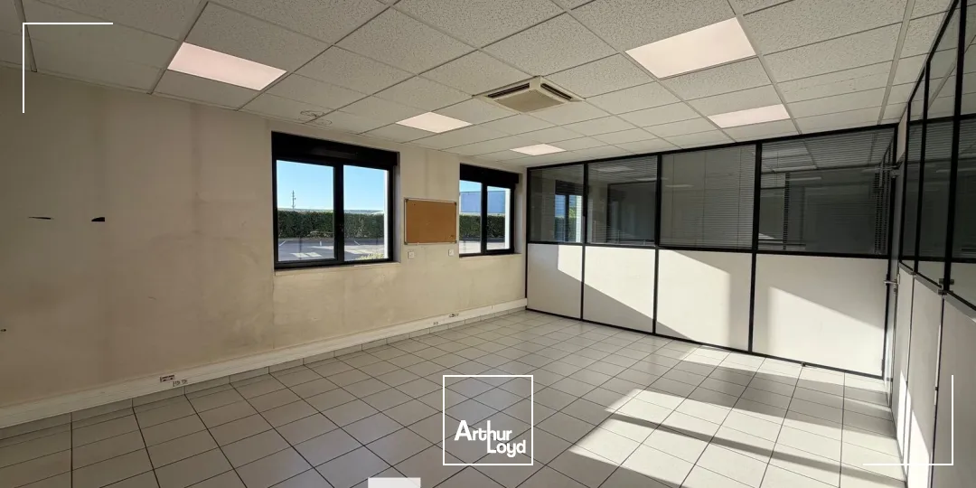 Locaux d'activité & Entrepôts - Vente - SAINT PRIEST - 69800 - 6141-6141 - 7823363