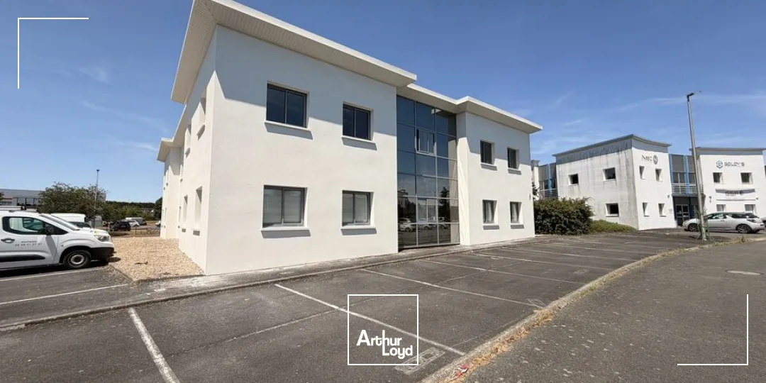 Bureaux - Location - JAUNAY CLAN - 86130 - 108.5-108.5 - 7823550