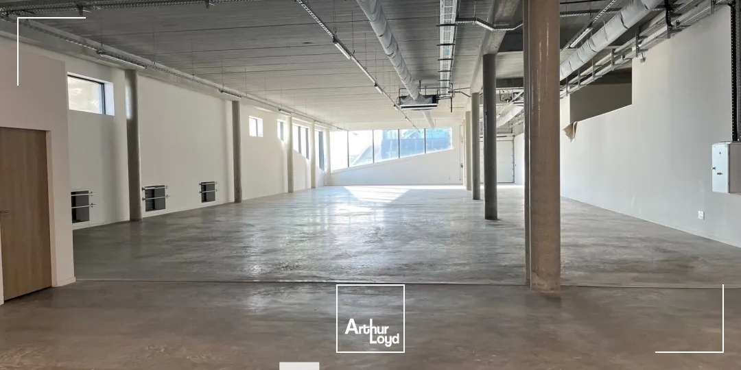 Locaux d'activité & Entrepôts - Location - VENISSIEUX - 69200 - 3738-3738 - 7824177