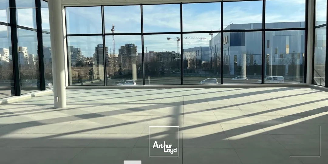 Locaux d'activité & Entrepôts - Location - VENISSIEUX - 69200 - 3738-3738 - 7824176