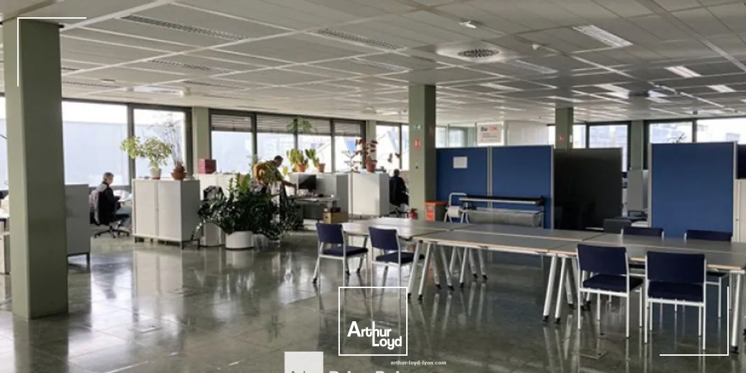 Locaux d'activité & Entrepôts - Location - VENISSIEUX - 69200 - 2565.41-2565.41 - 7824213