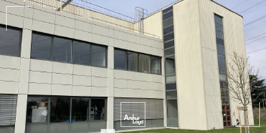 Locaux d'activité & Entrepôts - Location - VENISSIEUX - 69200 - 2565.41-2565.41 - 7824211