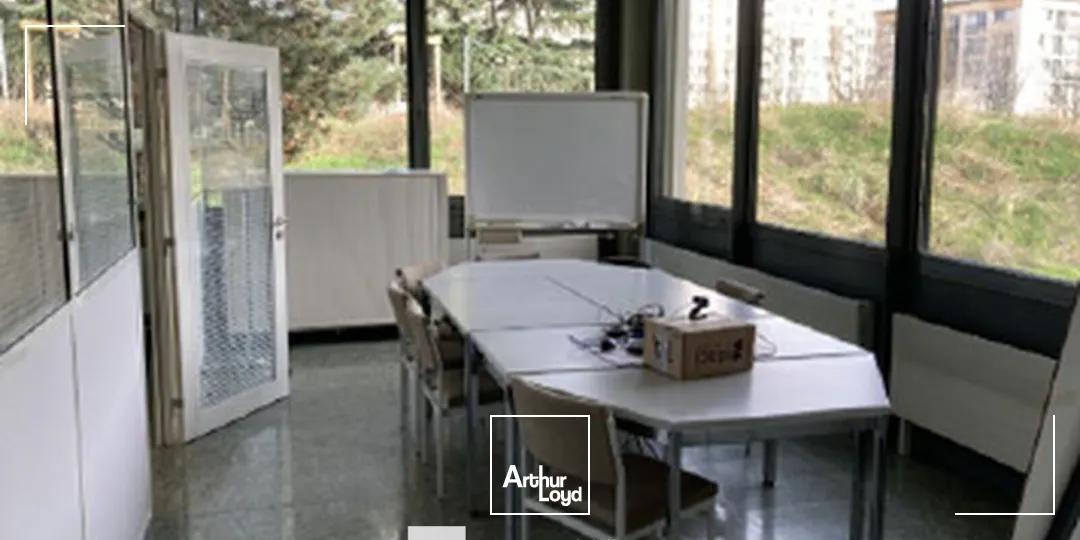 Locaux d'activité & Entrepôts - Location - VENISSIEUX - 69200 - 2565.41-2565.41 - 7824212