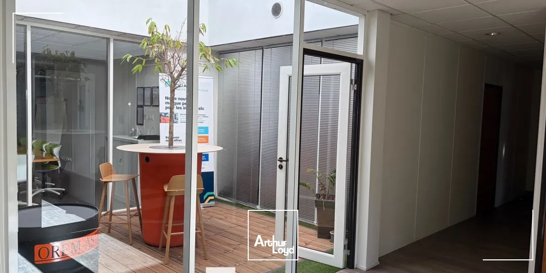 Locaux d'activité & Entrepôts - Location - VAULX EN VELIN - 69120 - 1446-1446 - 7824229