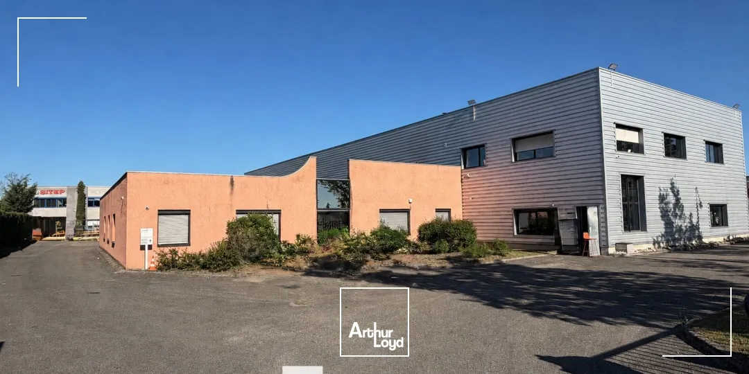 Locaux d'activité & Entrepôts - Location - VAULX EN VELIN - 69120 - 1446-1446 - 7824225