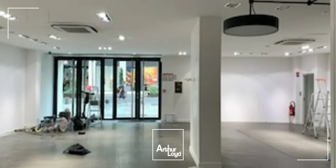 Locaux commerciaux - Location - AVIGNON - 84000 - 235.46-235.46 - 7824378