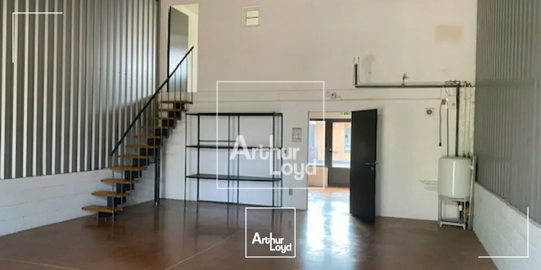 Locaux d'activité & Entrepôts - Location - CHARTRETTES - 77590 - 112-112 - 7824425