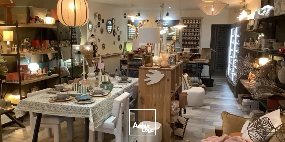 Locaux commerciaux - Vente - EU - 76260 - 315-315 - 7824665
