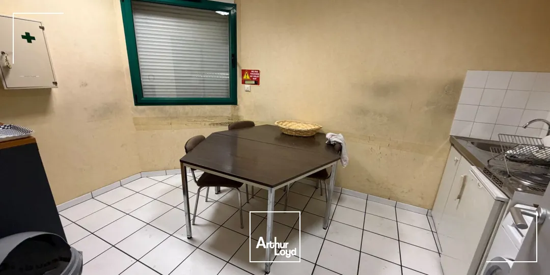 Locaux d'activité & Entrepôts - Vente - DOUDEVILLE - 76560 - 2610-2610 - 7824669