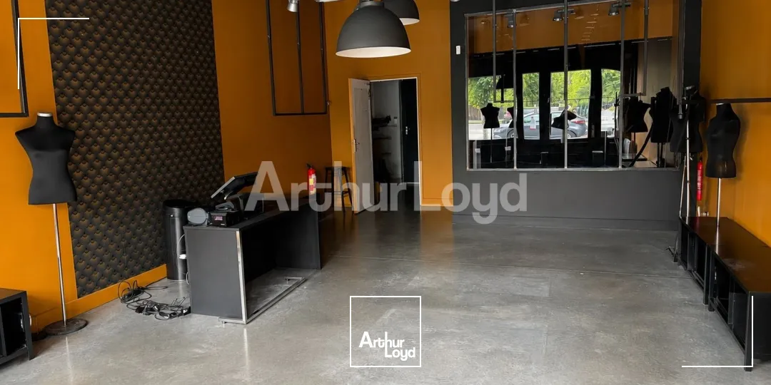 Locaux commerciaux - Location - VILLENEUVE D'ASCQ - 59650 - 60-60 - 7824920