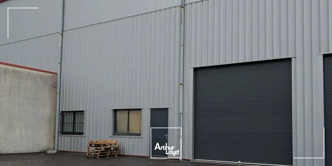 Locaux d'activité & Entrepôts - Vente - CHABEUIL - 26120 - 160-160 - 7826214