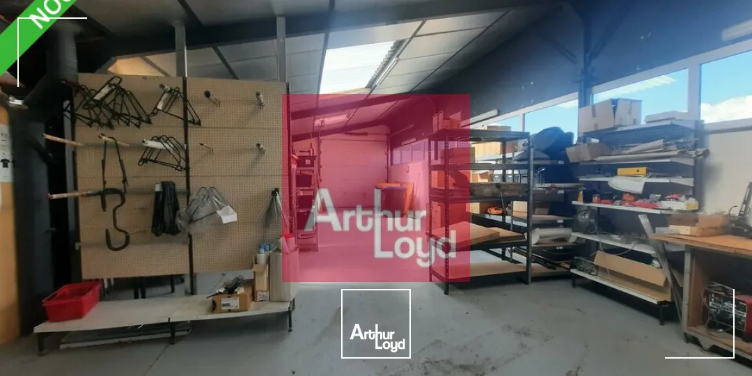 Locaux d'activité & Entrepôts - Vente - LA ROCHE BLANCHE - 63670 - 360-360 - 7826229