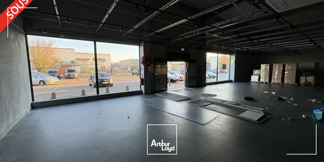 Locaux commerciaux - Location - SARREGUEMINES - 57200 - 690-690 - 7826246