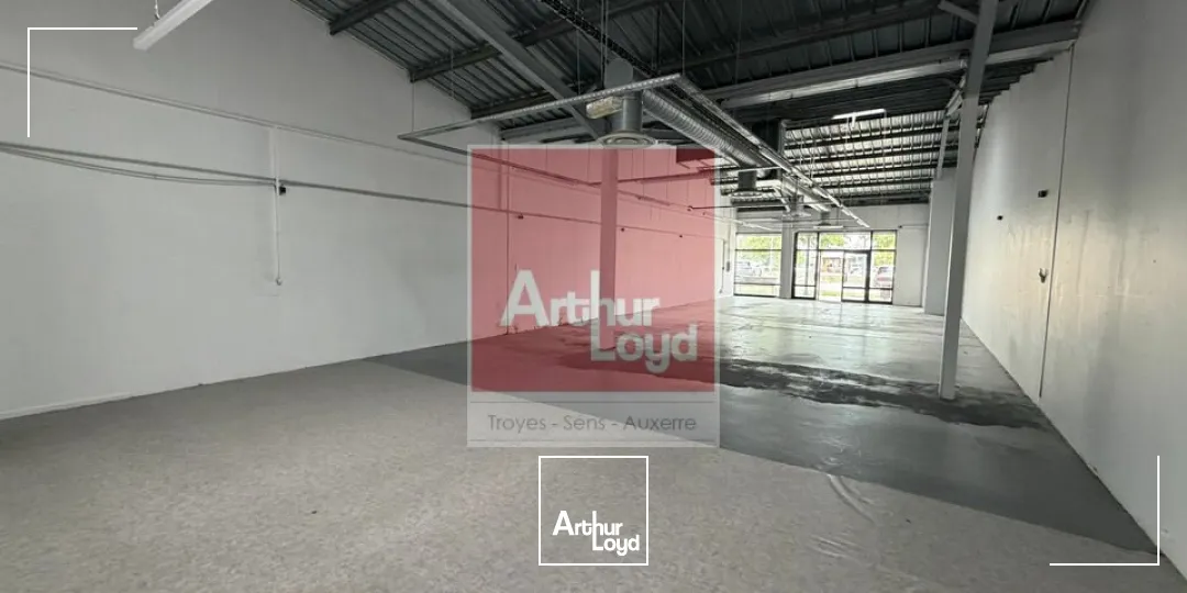 Locaux commerciaux - Location - PONT-SAINTE-MARIE - 10150 - 396-396 - 7826403