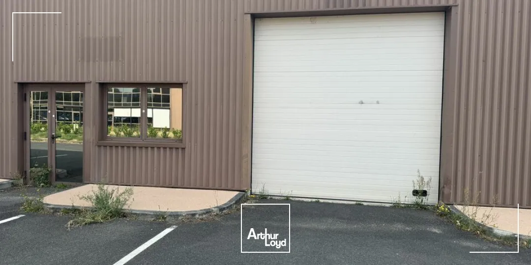 Locaux d'activité & Entrepôts - Location - MONTLOUIS SUR LOIRE - 37270 - 188-188 - 7826414