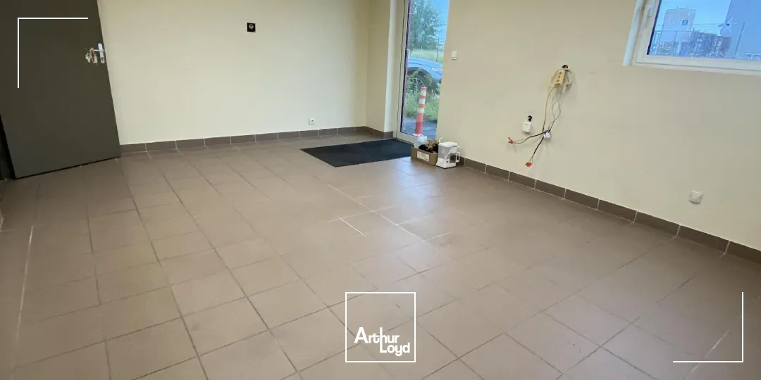 Locaux d'activité & Entrepôts - Location - FONTAINE LA GUYON - 28190 - 239-239 - 7827946