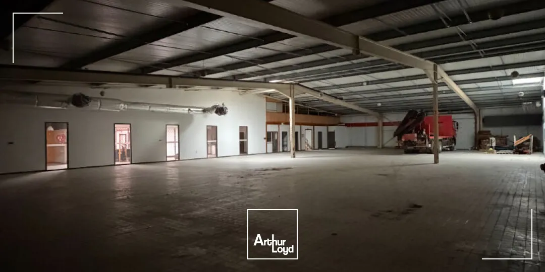 Locaux commerciaux - Vente - ROCHECHOUART - 87600 - 1690-1690 - 7828019