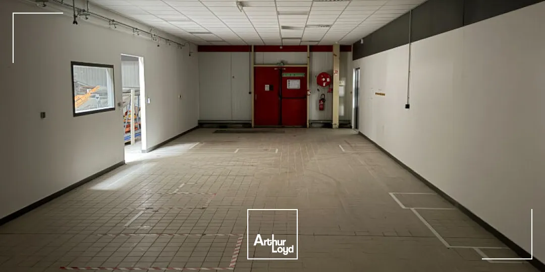 Locaux commerciaux - Vente - ROCHECHOUART - 87600 - 1690-1690 - 7828023