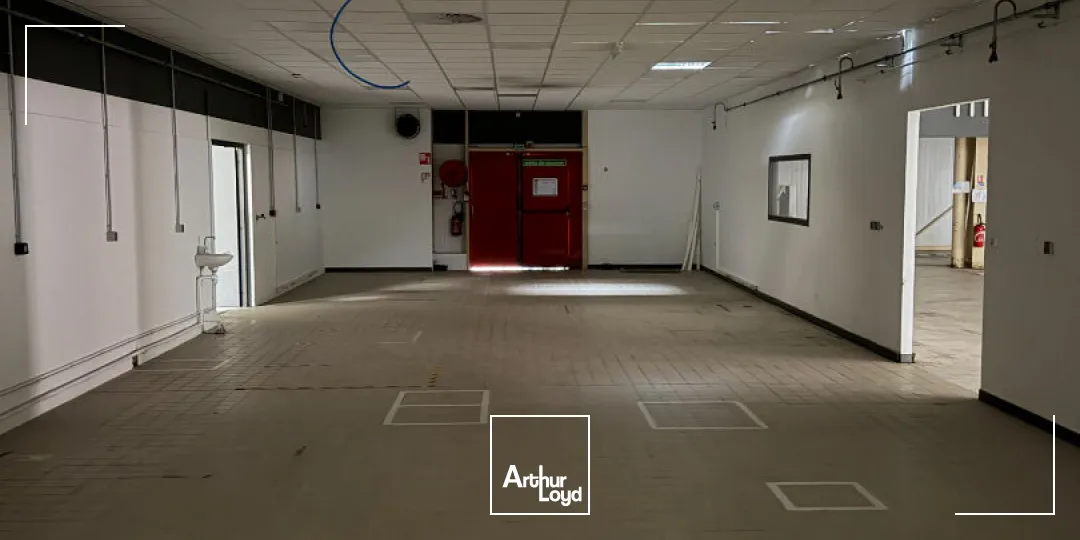 Locaux commerciaux - Vente - ROCHECHOUART - 87600 - 1690-1690 - 7828024