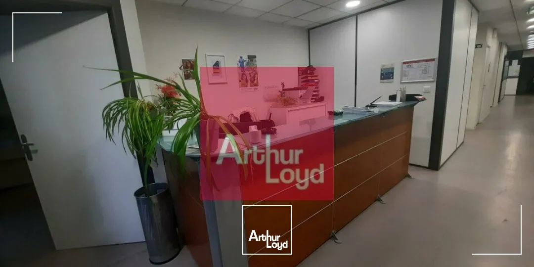 Locaux d'activité & Entrepôts - Location - CLERMONT FERRAND - 63000 - 1605-1605 - 7828844