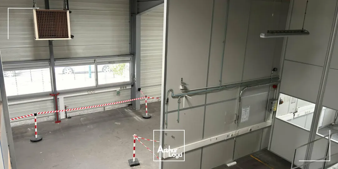 Locaux d'activité & Entrepôts - Vente - SAINT-LOUIS - 68300 - 1100-1100 - 7828906