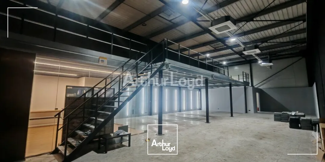 Locaux d'activité & Entrepôts - Location - CERNAY LES REIMS - 51420 - 430-430 - 7828973