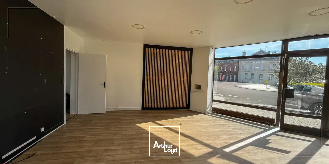 Locaux commerciaux - Location - SAINT QUENTIN - 02100 - 100-100 - 7829035