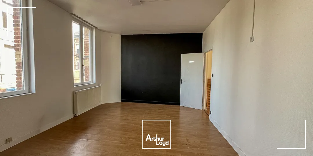 Locaux commerciaux - Location - SAINT QUENTIN - 02100 - 100-100 - 7829039