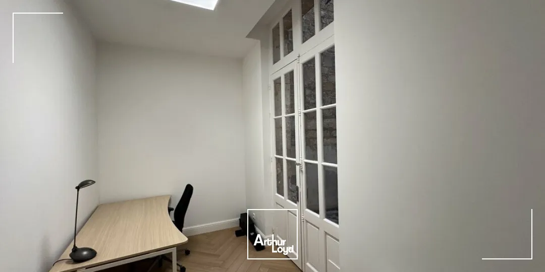 Bureaux - Location - ANGOULÊME - 16000 - 49.22-49.22 - 7829181