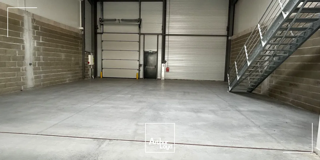 Locaux d'activité & Entrepôts - Location - MERIGNAC - 33700 - 219.7-1848.6 - 7832201