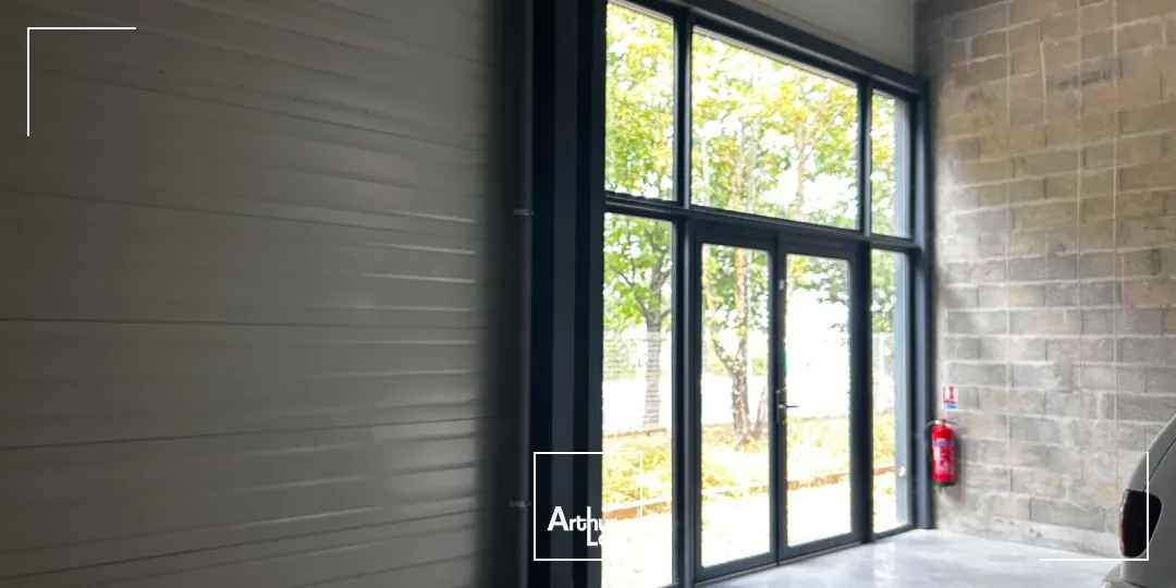 Locaux d'activité & Entrepôts - Location - ARTIGUES PRES BORDEAUX - 33370 - 129-129 - 7832227