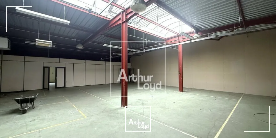 Locaux d'activité & Entrepôts - Location - VULAINES SUR SEINE - 77870 - 1000-1000 - 7832723