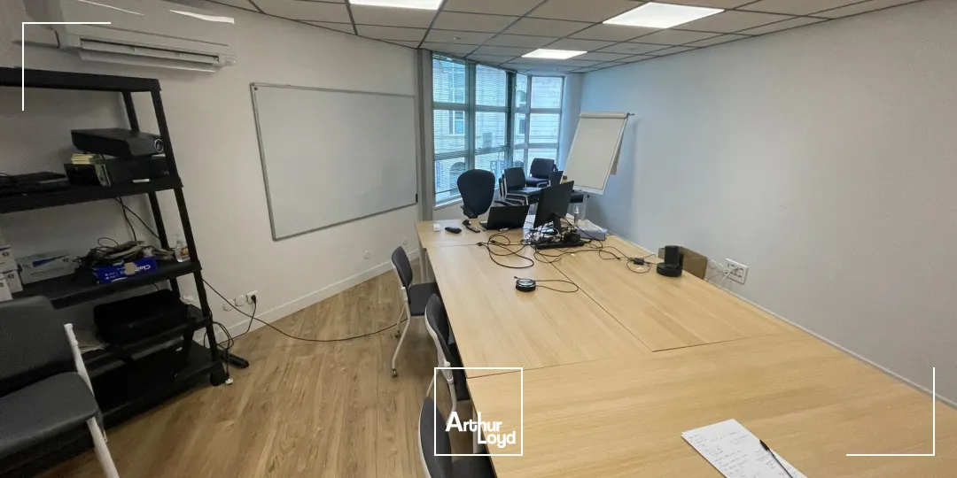 Bureaux - Vente - BEAUVAIS - 60000 - 302.22-302.22 - 7832885