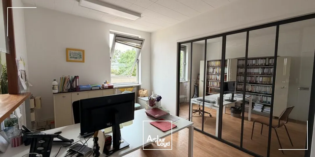 Locaux d'activité & Entrepôts - Vente - POITIERS - 86000 - 400-400 - 7833355