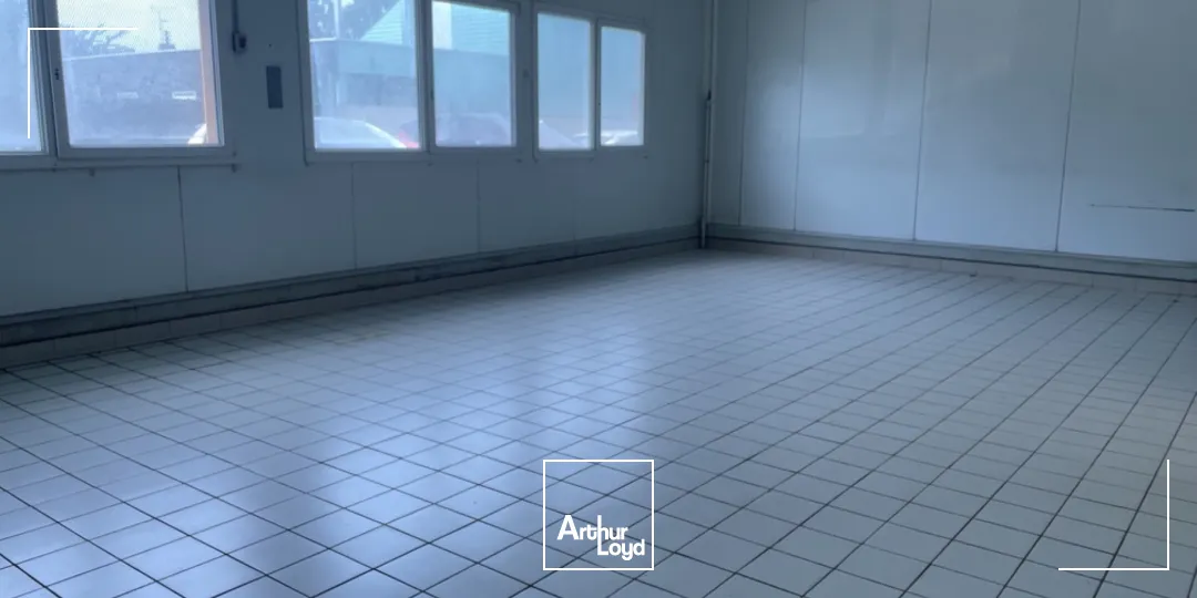 Locaux d'activité & Entrepôts - Location - GRAVIGNY - 27930 - 1300-1300 - 7833640