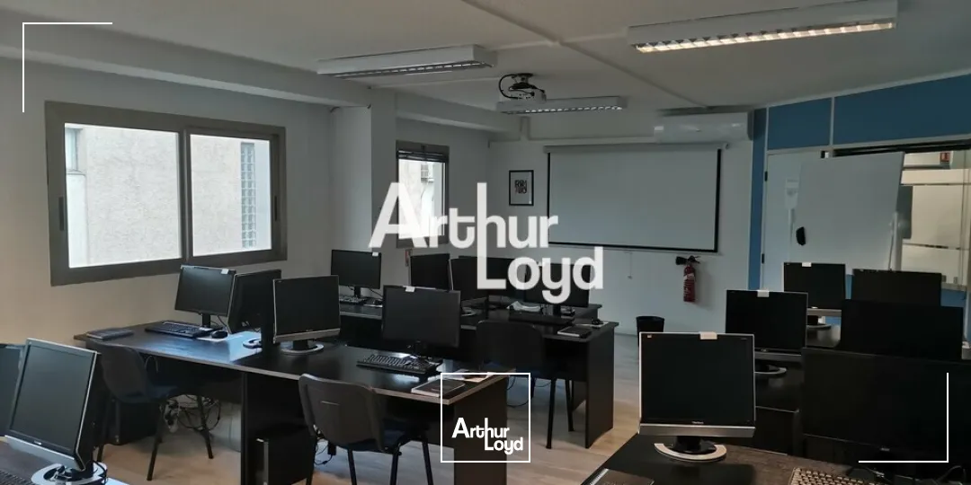 Bureaux - Location - SAINT LAURENT DU VAR - 06700 - 240-240 - 7833973