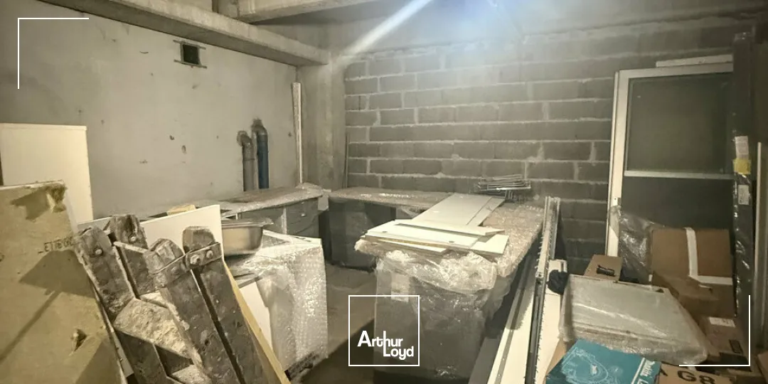 Locaux d'activité & Entrepôts - Vente - TULLE - 19000 - 70-70 - 7834013