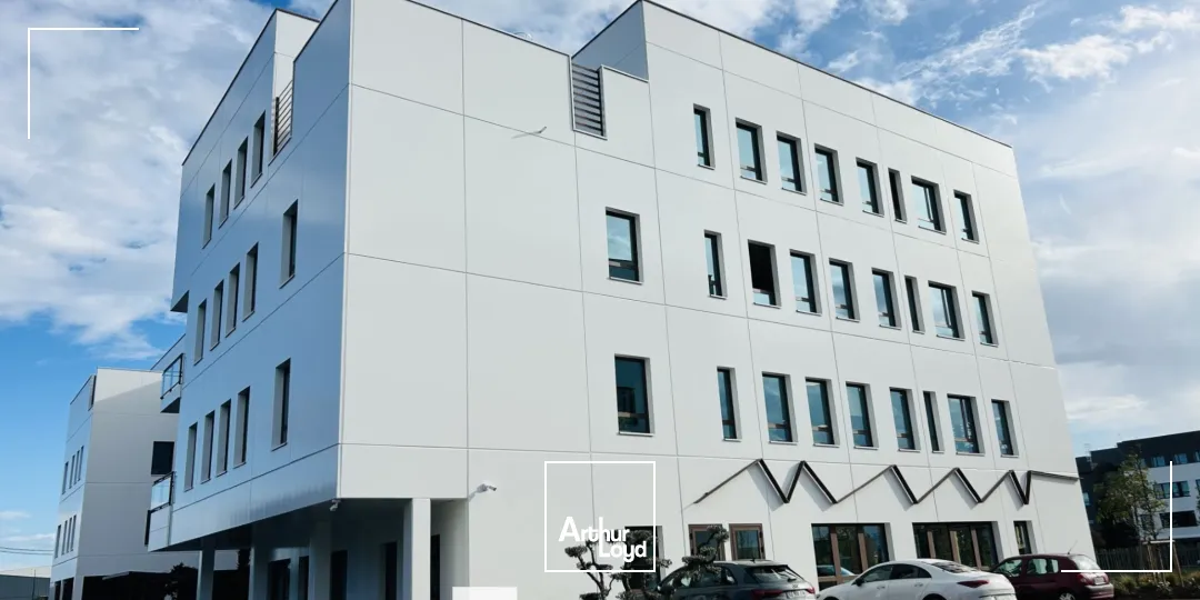 Bureaux - Location - GENAS - 69740 - 172.53-1387.34 - 7834462