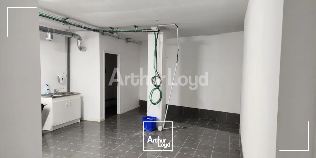 Locaux commerciaux - Location - BOULOGNE SUR MER - 62200 - 215-215 - 7836333