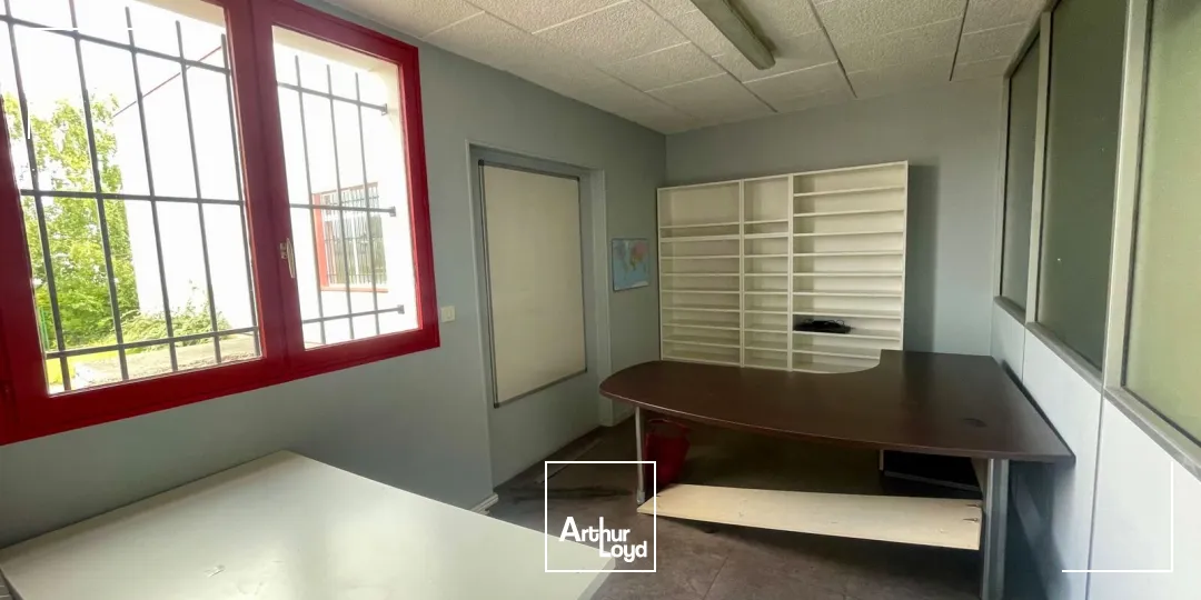 Locaux d'activité & Entrepôts - Vente - SAINT ETIENNE DU ROUVRAY - 76800 - 2420-2420 - 7836881