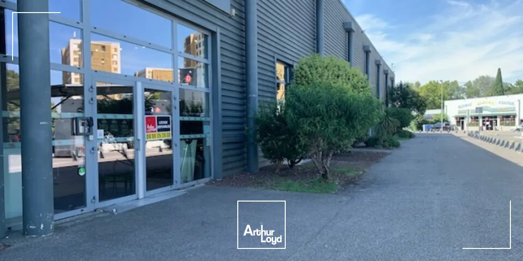 Locaux commerciaux - Location - AVIGNON - 84000 - 1181.66-1181.66 - 7837957