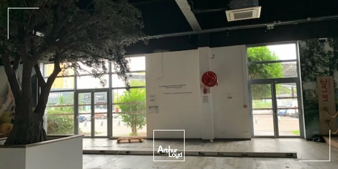 Locaux commerciaux - Location - AVIGNON - 84000 - 1181.66-1181.66 - 7837953