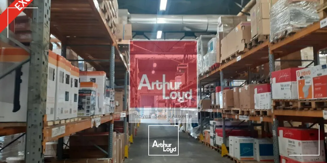 Locaux d'activité & Entrepôts - Vente - LA CHAPELLE-SAINT-LUC - 10600 - 879-6704 - 7838834