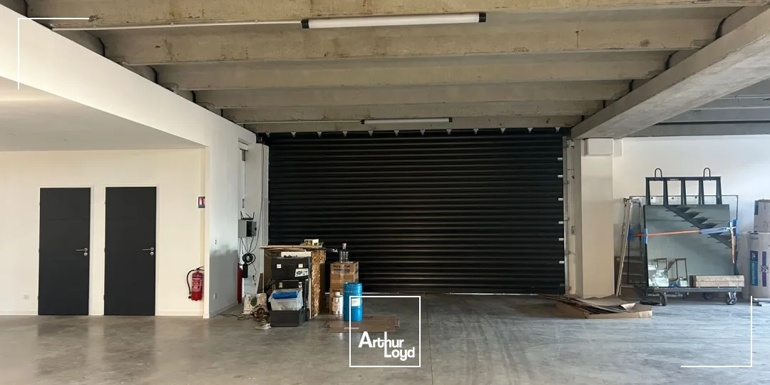 Locaux d'activité & Entrepôts - Location - SAINT ESTEVE JANSON - 13610 - 1139-1139 - 7840730