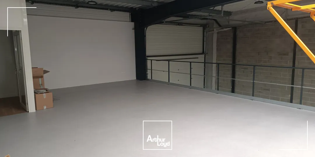 Locaux d'activité & Entrepôts - Location - BEAUVAIS - 60000 - 545-545 - 7848618